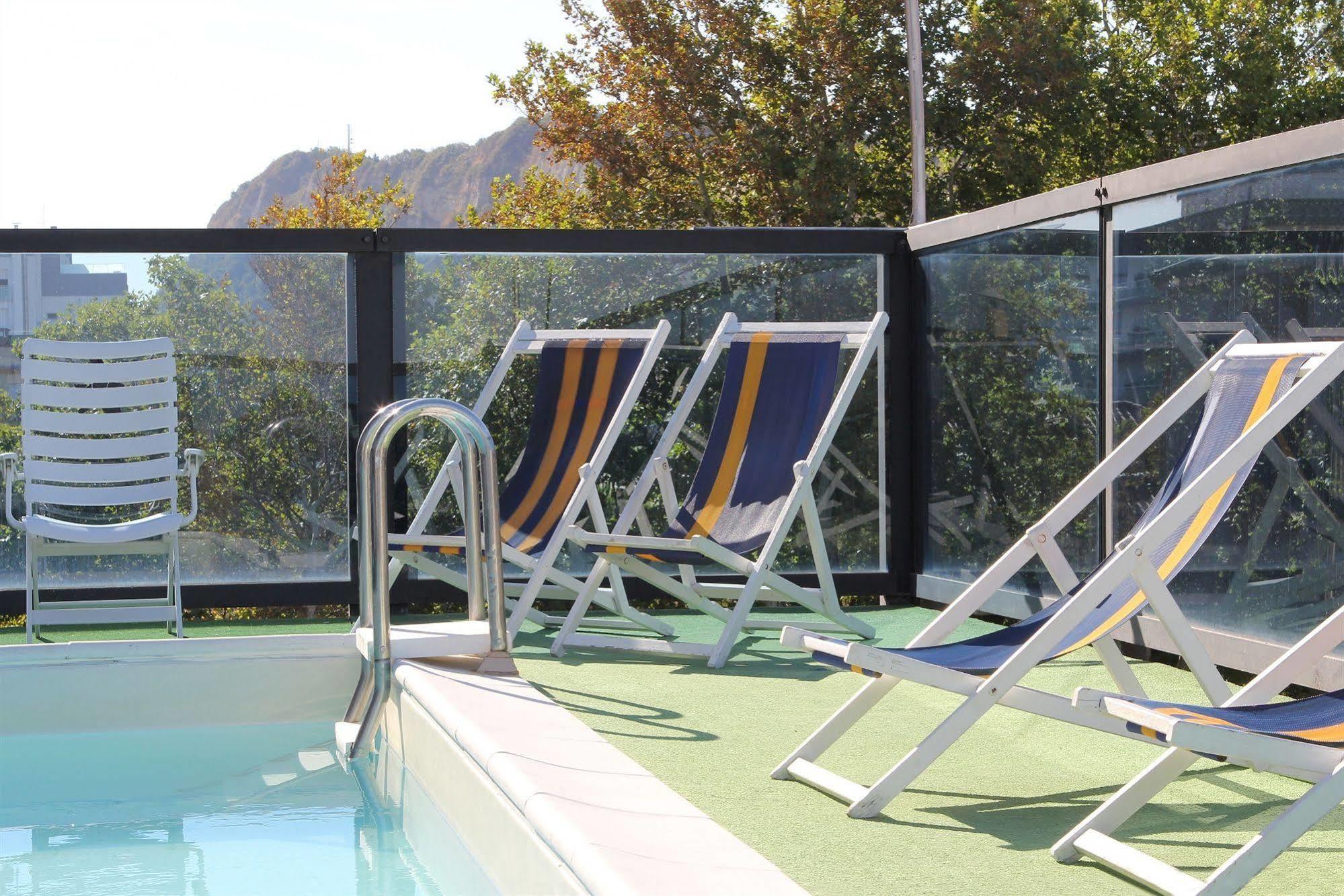 Hotel Caesar Pesaro Esterno foto